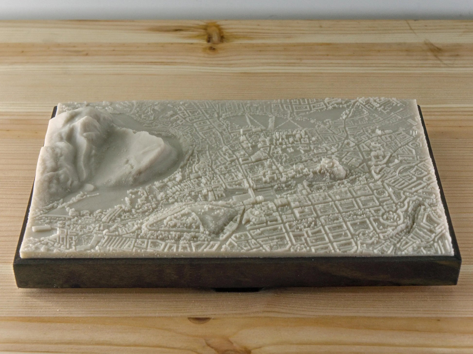 Edinburgh - 3D Printed Resin Model in Wooden Frame My Store