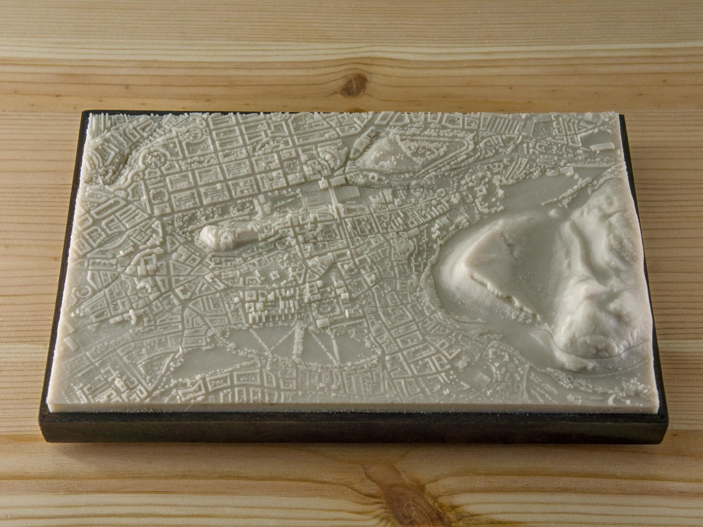 Edinburgh - 3D Printed Resin Model in Wooden Frame My Store