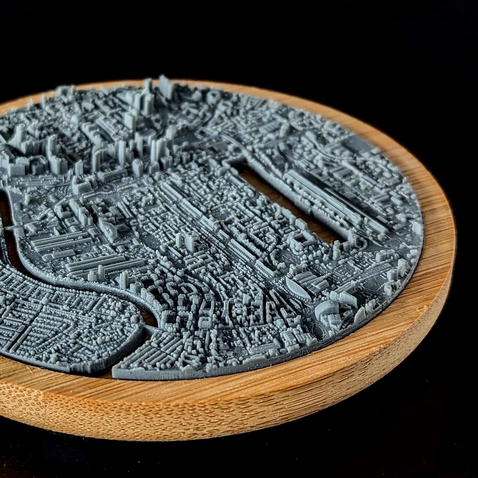 Caerdydd (Cardiff) - 3D Printed Resin Model in Wooden Frame My Store